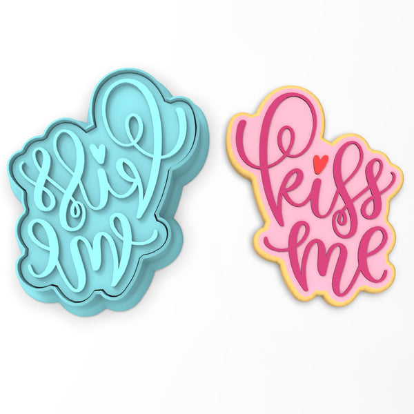 Kiss Me Cookie Cutter | Stamp | Stencil #1