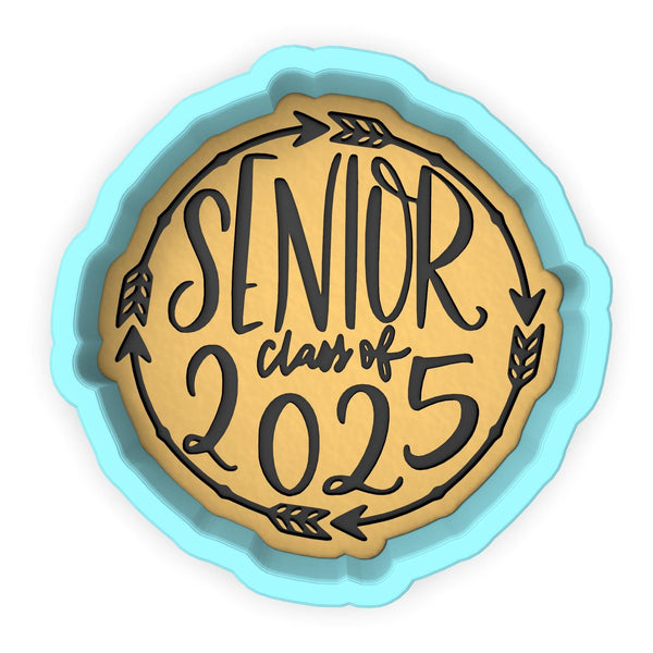 a cookie with the words senior class of 205 printed on it