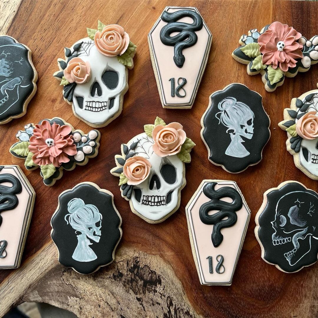 Coffin Cookie Cutter Outline Halloween / Fall Cookie Cutter Lady 