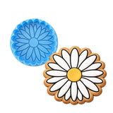 Daisy Flower Cookie Cutter | Stamp | Stencil #2 Animals & Dinosaurs Cookie Cutter Lady MINI - 2 Inches (5cm) **BUNDLE** Cutter + Debosser 