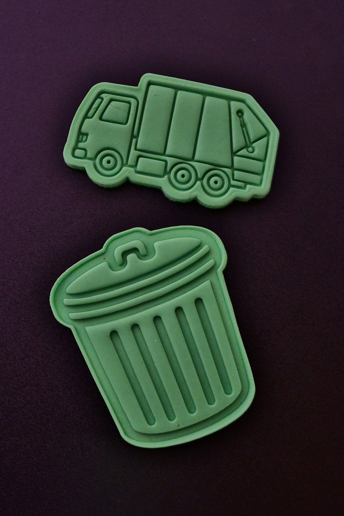 Garbage Truck Cookie Cutter | Stamp | Stencil #1 Comic Book / Vehicles Cookie Cutter Lady 