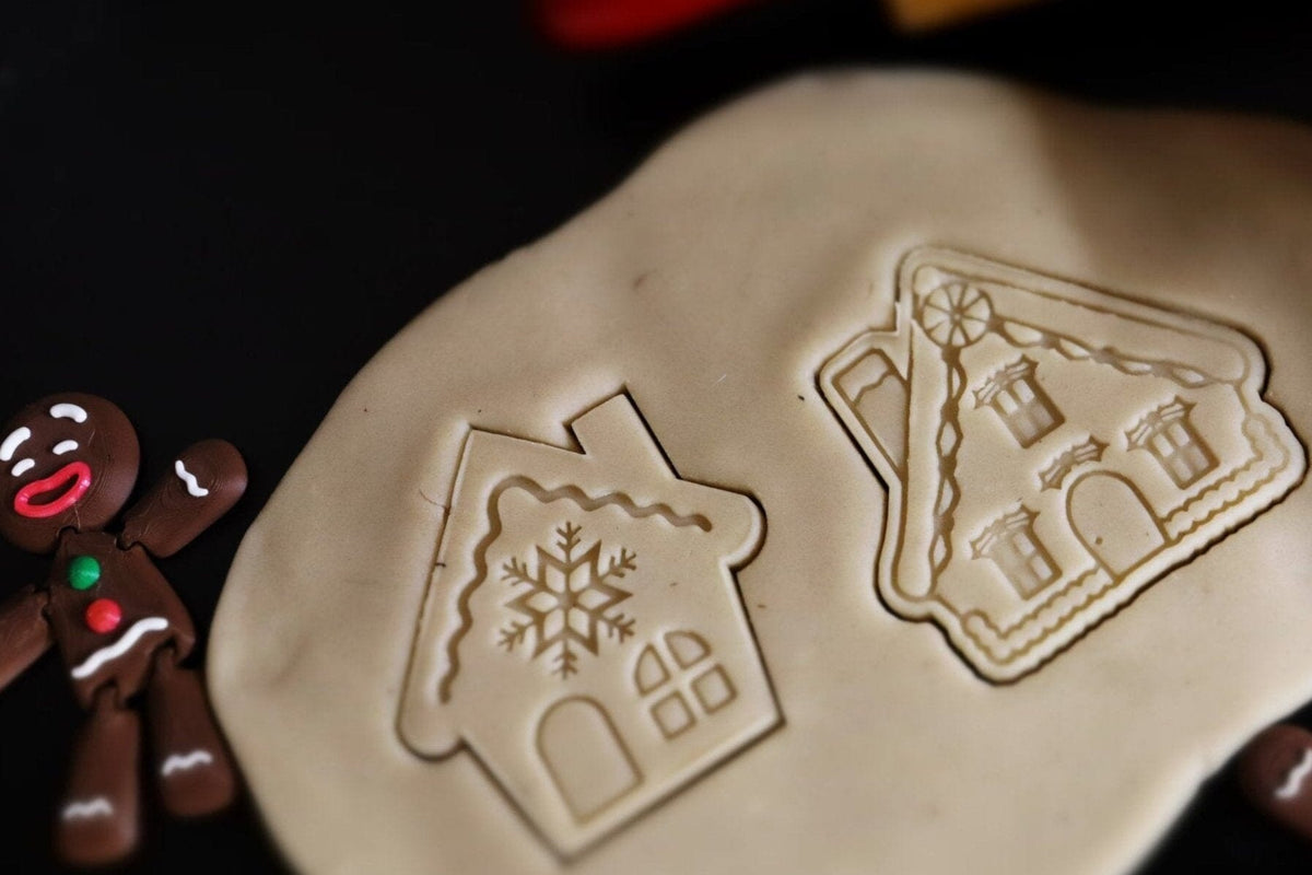 Gingerbread House Cheers Cookie Cutter | Stamp | Stencil #2 Xmas / Winter / NYE Cookie Cutter Lady 