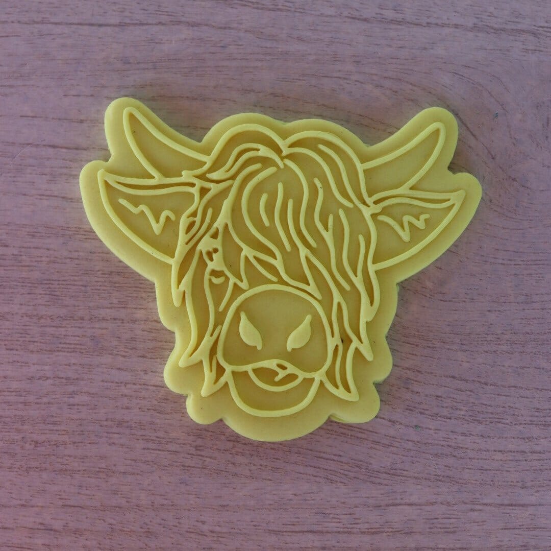 Highland Cow Cookie Cutter | Stamp | Stencil #1 Animals & Dinosaurs Cookie Cutter Lady 