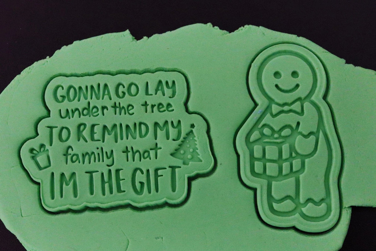 I'm the Gift Cookie Cutter | Stamp | Stencil #1 Xmas / Winter / NYE Cookie Cutter Lady 