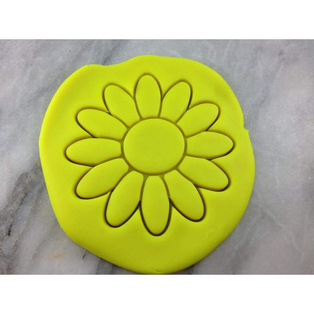 Daisy Cookie Cutter Detailed #1