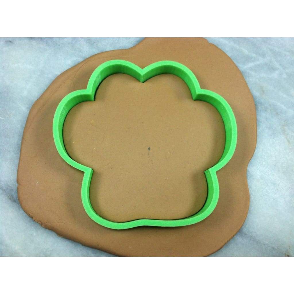 Dog Paw Outline Cookie Cutter - Dogs & Cats