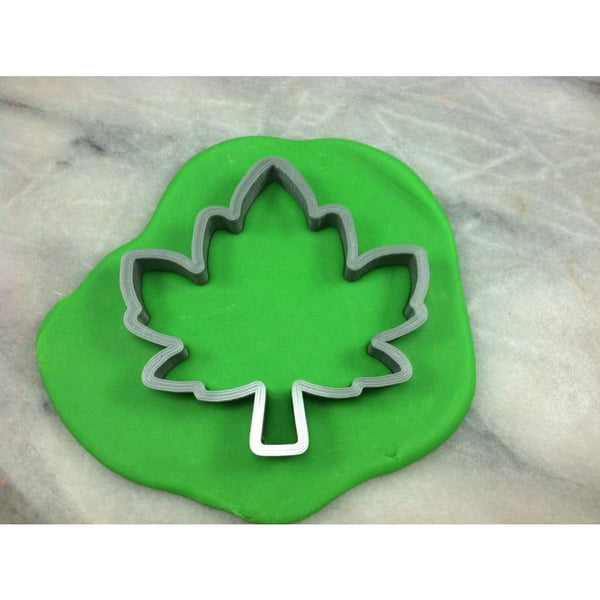 Maple Leaf Cookie Cutter #1 - Easter / Spring / Flower