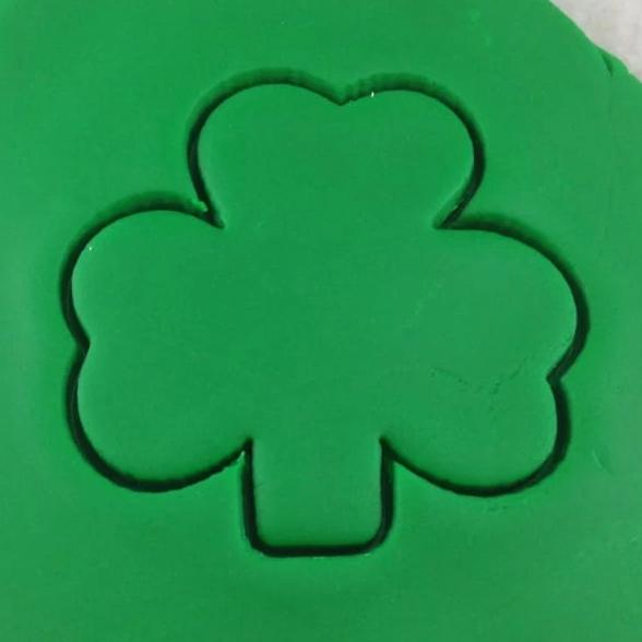 Three Leaf Clover Cookie Cutter Outline - St Pats / July 4th